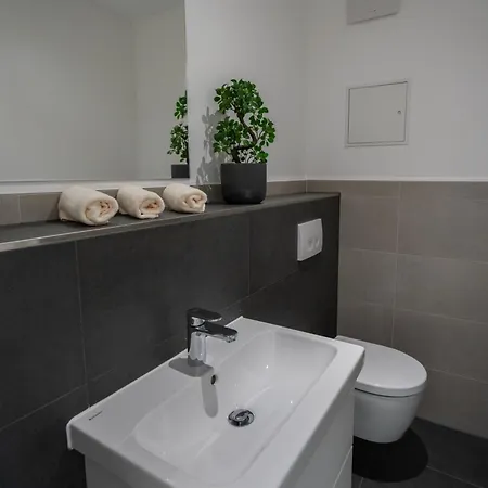 Supreme Dream Mit Terrasse Und Parkplatz - 110m² *